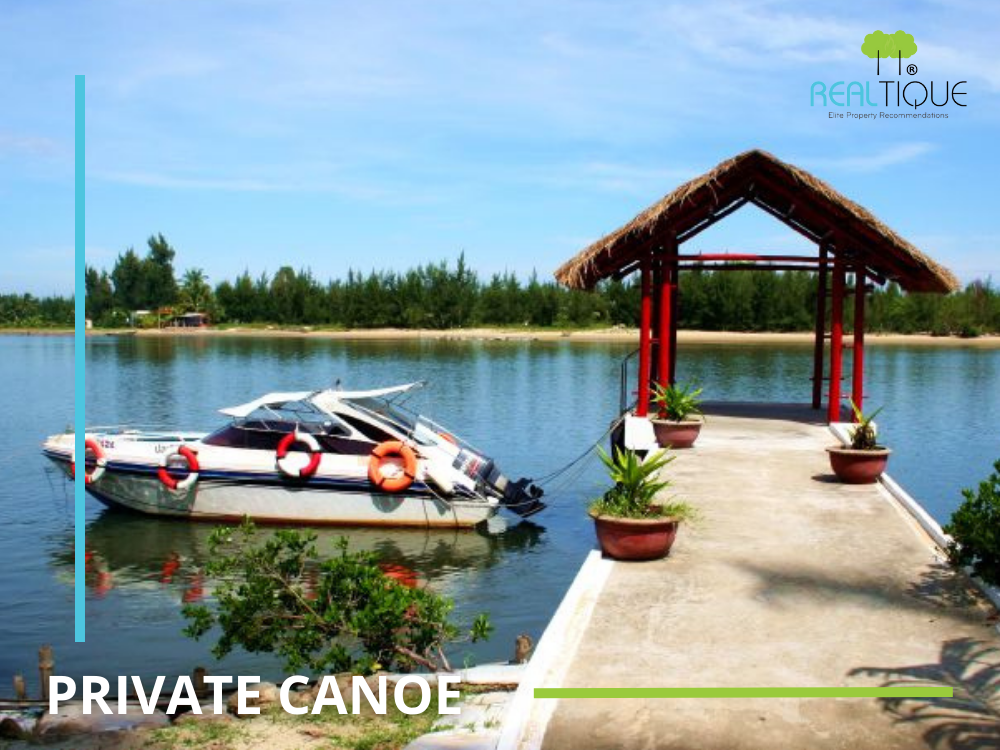 Canoe at Tam Hai resort